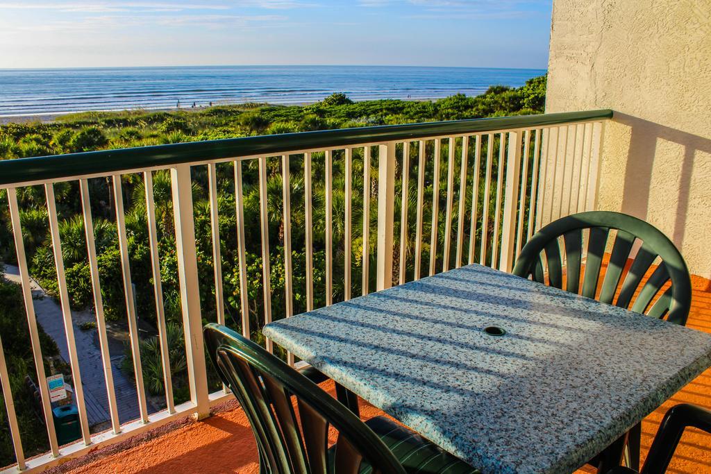 The Resort On Cocoa Beach, A Vri Resort Exterior photo