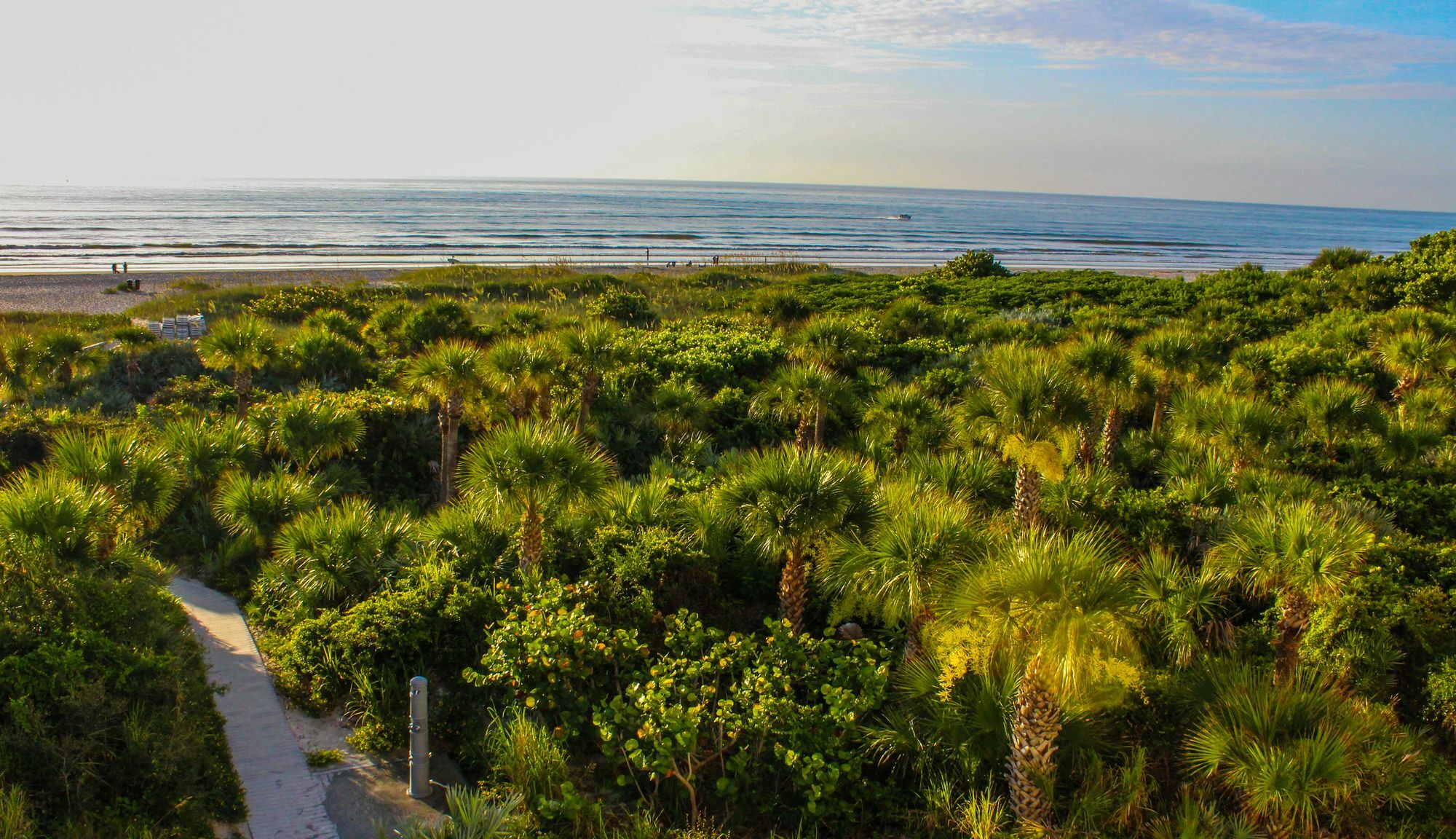 The Resort On Cocoa Beach, A Vri Resort Exterior photo